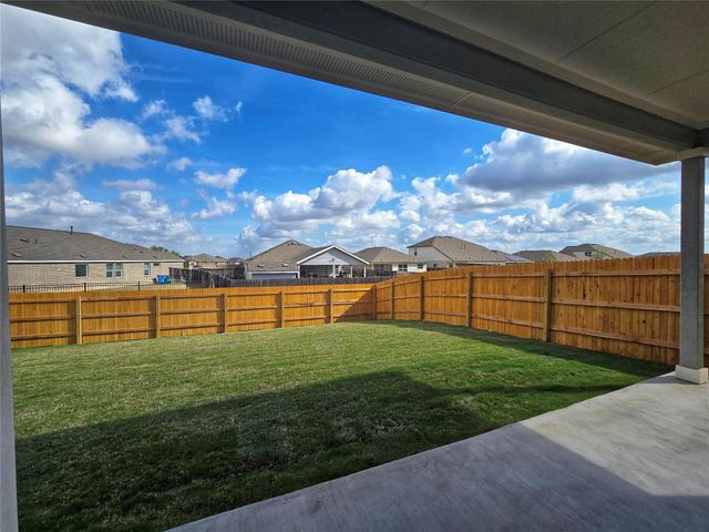 352 San Juan TRL, Bastrop, TX 78602