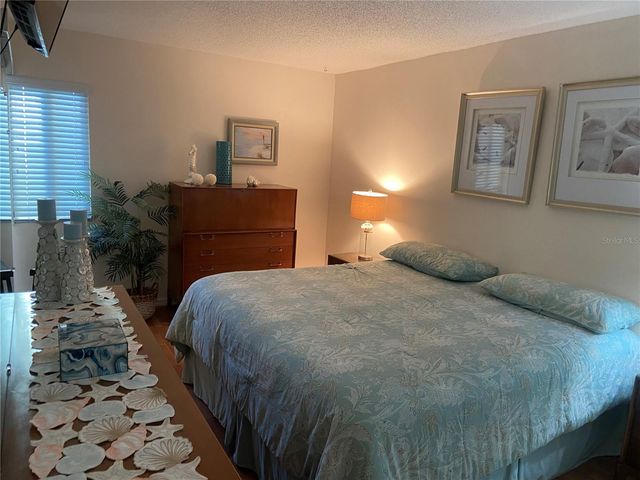 700 GOLDEN BEACH BOULEVARD 131, Venice, FL 34285