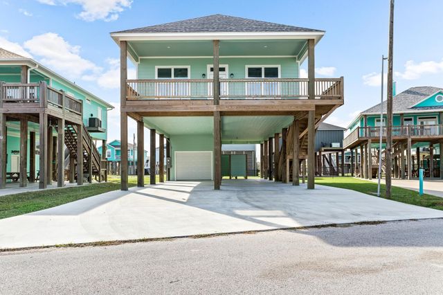 971 Tidelands, Crystal Beach, TX 77650