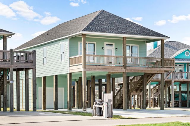 971 Tidelands, Crystal Beach, TX 77650