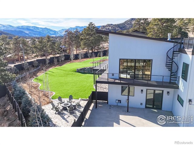 1945 Tanager Road, Estes Park, CO 80517
