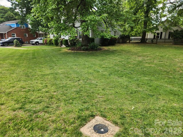3922 Mcmillan Street, Charlotte, NC 28205