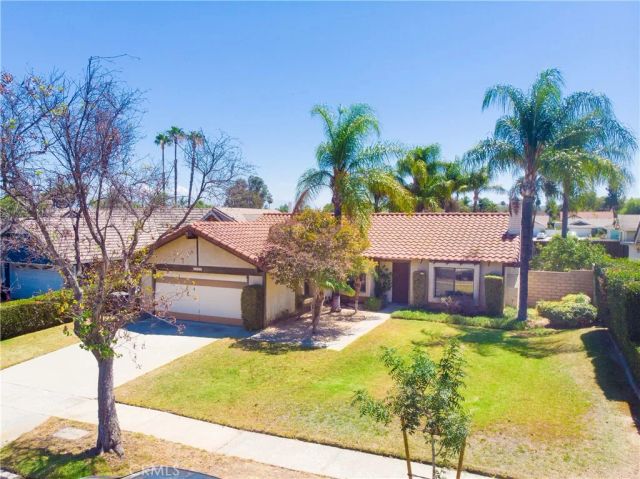 1345 Sandia Street, Corona, CA 92882