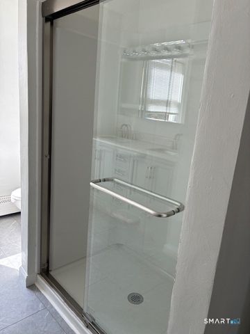 16 Copper Hill Drive 16, Guilford, CT 06437