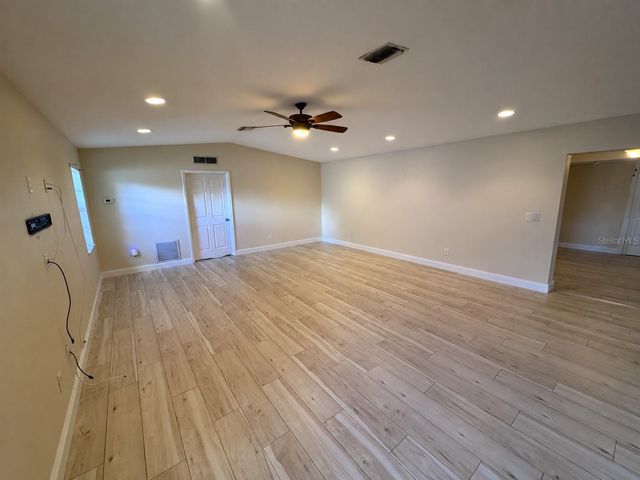 8915 59TH WAY N, Pinellas Park, FL 33782