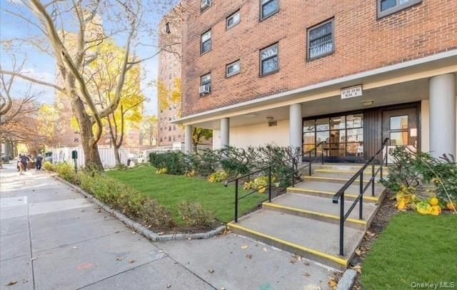 21-20 33rd Road 15C, Astoria, NY 11106