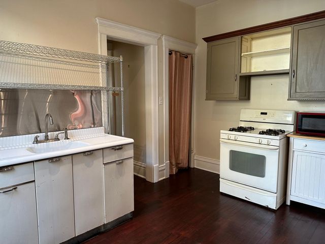 2721 Columbus Avenue, Minneapolis, MN 55407