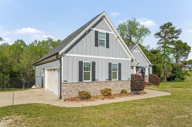 4722 N Carolina 210, Smithfield, NC 27577