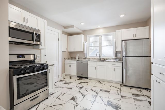 56 Mckinley Street, Rochester, NY 14609