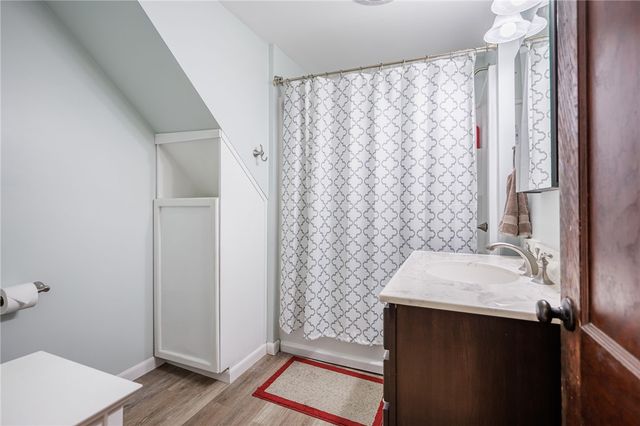 56 Mckinley Street, Rochester, NY 14609