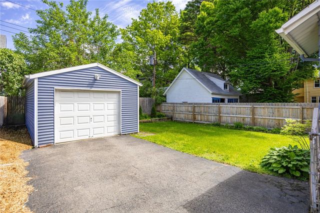 56 Mckinley Street, Rochester, NY 14609