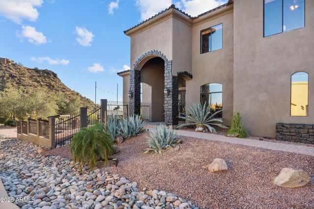 9113 E ODESSA Street, Mesa, AZ 85207