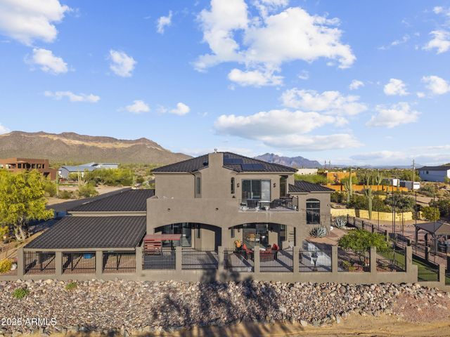 9113 E ODESSA Street, Mesa, AZ 85207