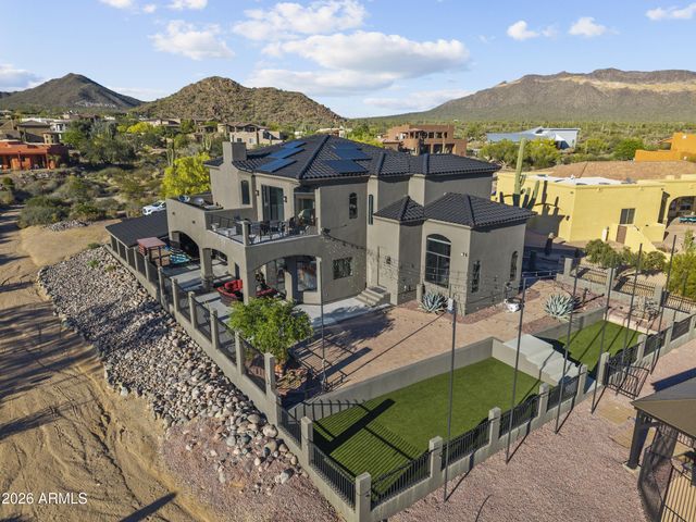 9113 E ODESSA Street, Mesa, AZ 85207