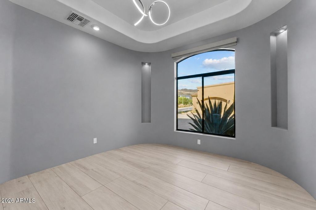 Image 19 of property listing at 9113 E ODESSA Street, Mesa, AZ 85207