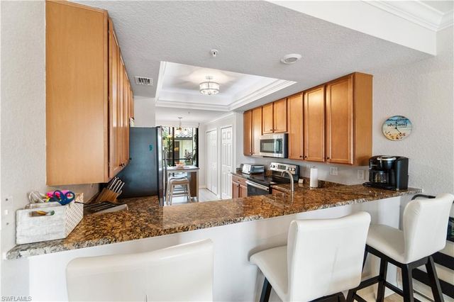 9525 Avellino WAY 2615, Naples, FL 34113