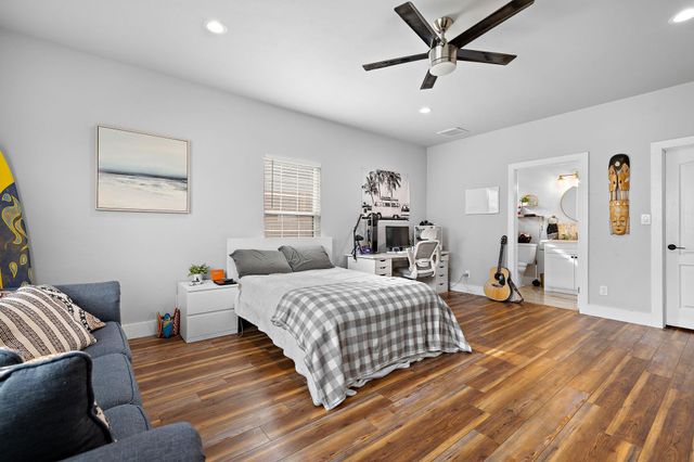 611 Elliott ST, Taylor, TX 76574