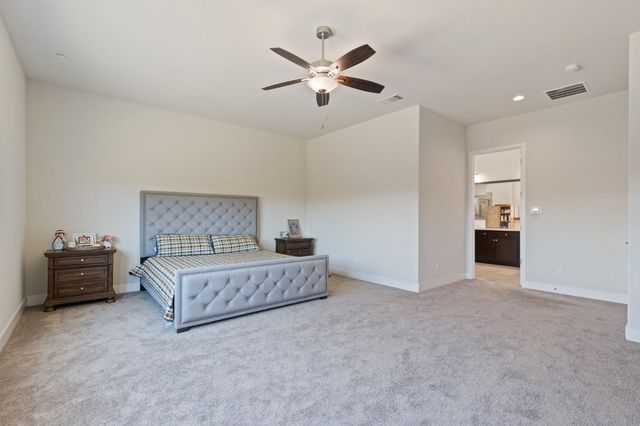 911 Highland Road W, Madera, CA 93636