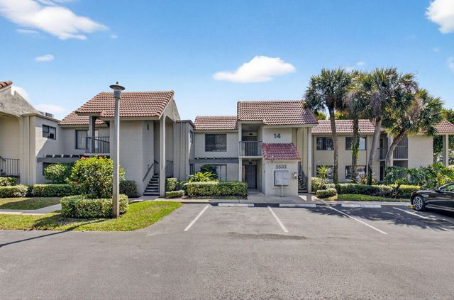5533 Fairway Park Drive 103, Boynton Beach, FL 33437