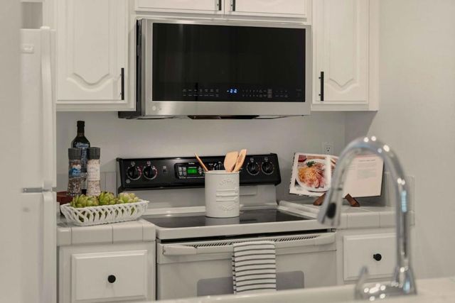 576 W Parr Avenue 3, Los Gatos, CA 95032