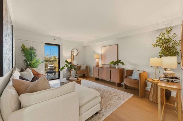 576 W Parr Avenue 3, Los Gatos, CA 95032