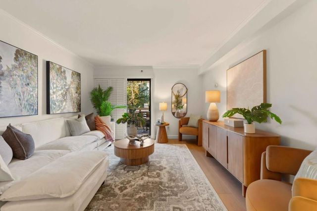 576 W Parr Avenue 3, Los Gatos, CA 95032