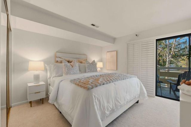 576 W Parr Avenue 3, Los Gatos, CA 95032