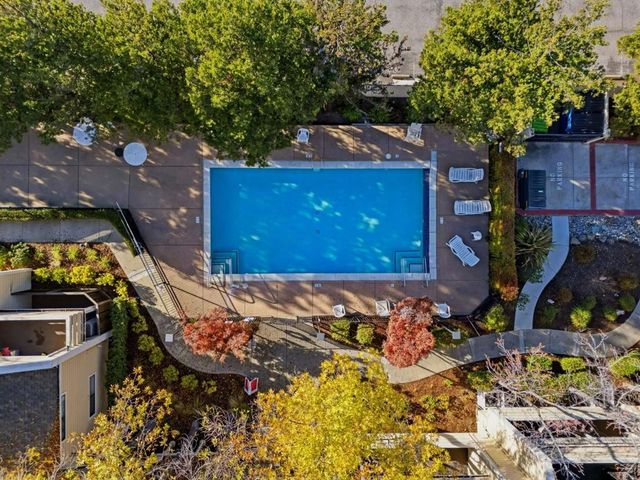 576 W Parr Avenue 3, Los Gatos, CA 95032