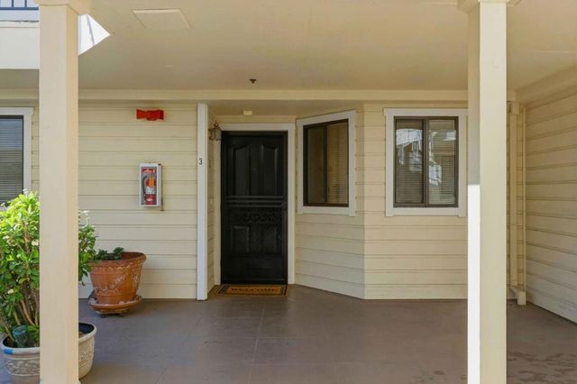 576 W Parr Avenue 3, Los Gatos, CA 95032