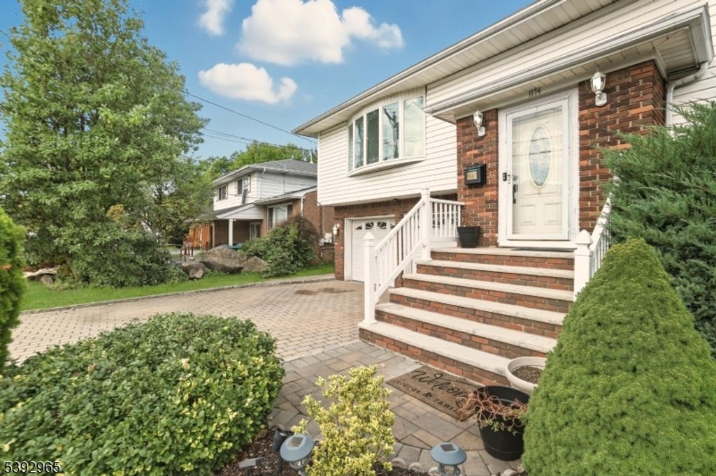 1174 Debra Dr, Linden City, NJ 07036 — photo 5