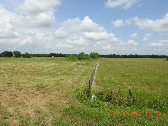 3928 Fm 1563, Ladonia, TX 75449