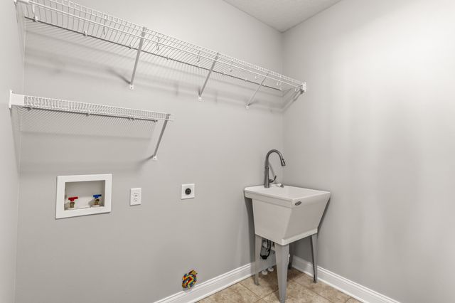 3526 NE Renaissance Drive, Ankeny, IA 50021