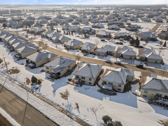 3526 NE Renaissance Drive, Ankeny, IA 50021