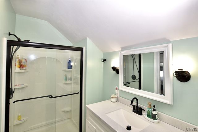 106 Pinewood Drive, Clay, NY 13090