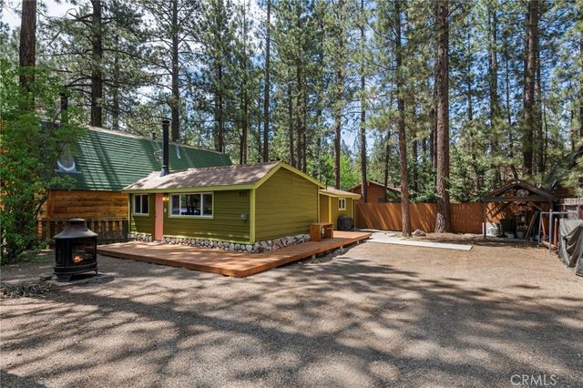 925 W Rainbow Boulevard, Big Bear City, CA 92314