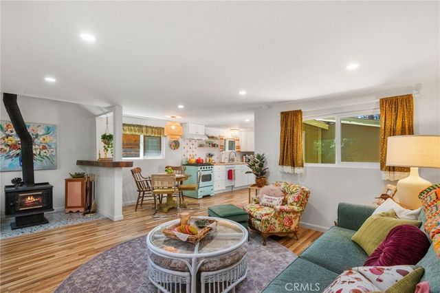 925 W Rainbow Boulevard, Big Bear City, CA 92314