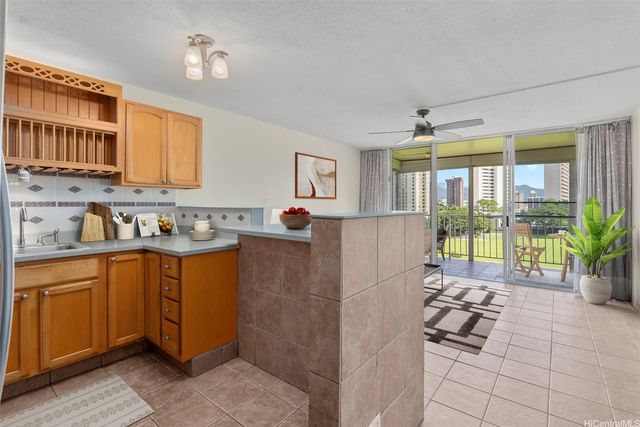 909 Ala Lilikoi Street 515, Honolulu, HI 96818