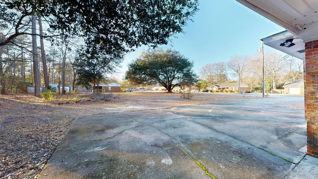 1843 Palomino Circle, Sumter, SC 29154