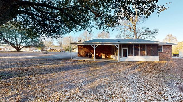 1843 Palomino Circle, Sumter, SC 29154