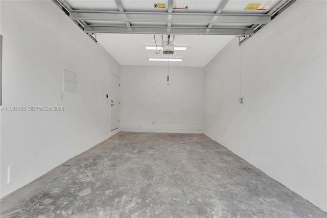 1563 NW 94th Way 09, Coral Springs, FL 33071