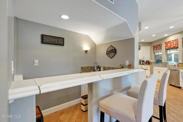 4395 Timberdale Road, Moorpark, CA 93021