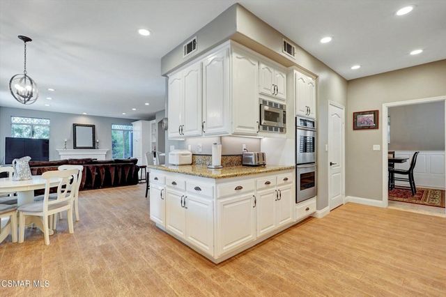 4395 Timberdale Road, Moorpark, CA 93021