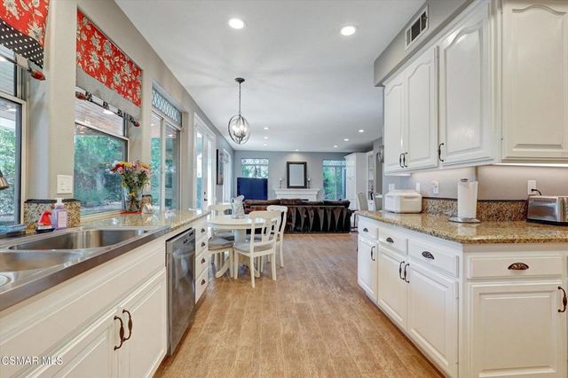 4395 Timberdale Road, Moorpark, CA 93021