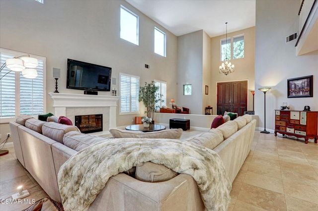 4395 Timberdale Road, Moorpark, CA 93021