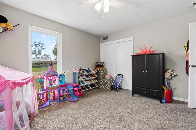 2411 Brown Bark Drive, Beavercreek, OH 45431