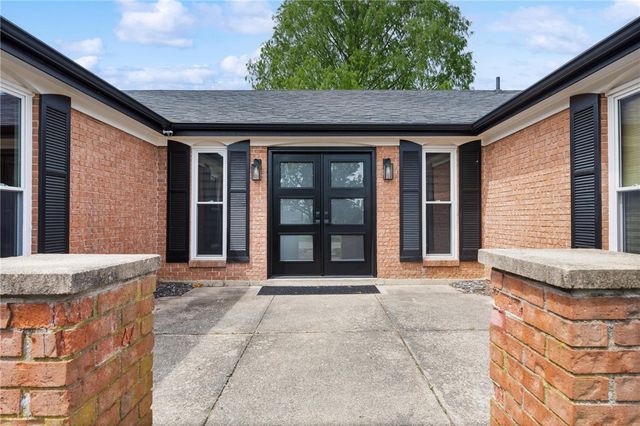 2411 Brown Bark Drive, Beavercreek, OH 45431