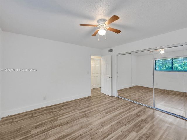 114 SE 8th Street 203, Hallandale Beach, FL 33009