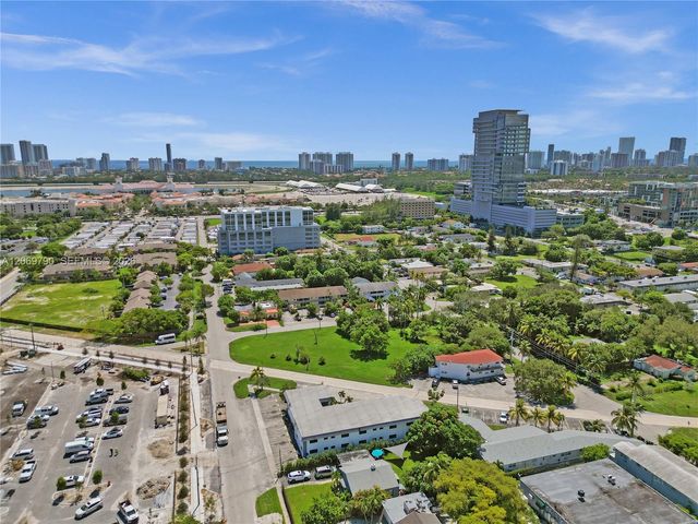 114 SE 8th Street 203, Hallandale Beach, FL 33009
