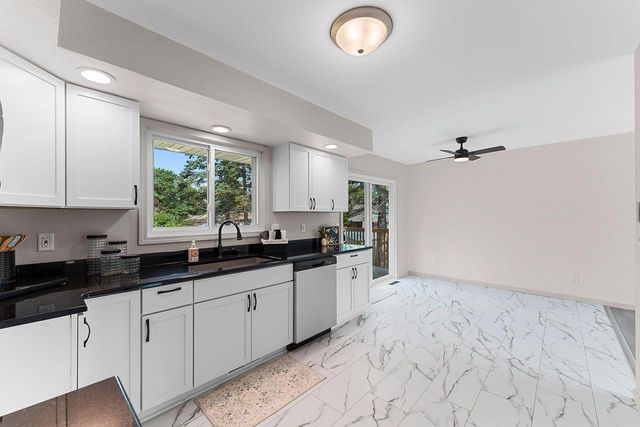 169 PRAIRIE COURT, Appleton, WI 54915