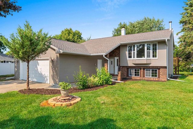 169 PRAIRIE COURT, Appleton, WI 54915
